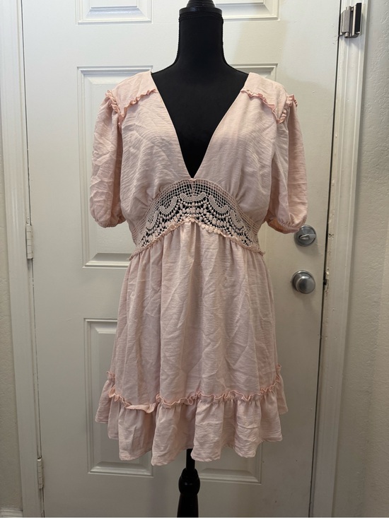 Rue21 Dresses & Skirts - Rue21 Blush Pink Crochet-Trim Midi Dress 0268